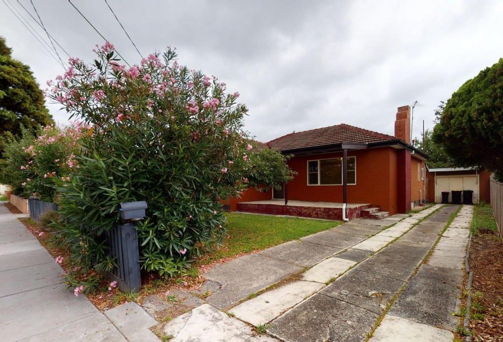 52 MAIN RD, CLAYTON SOUTH, VIC 3169