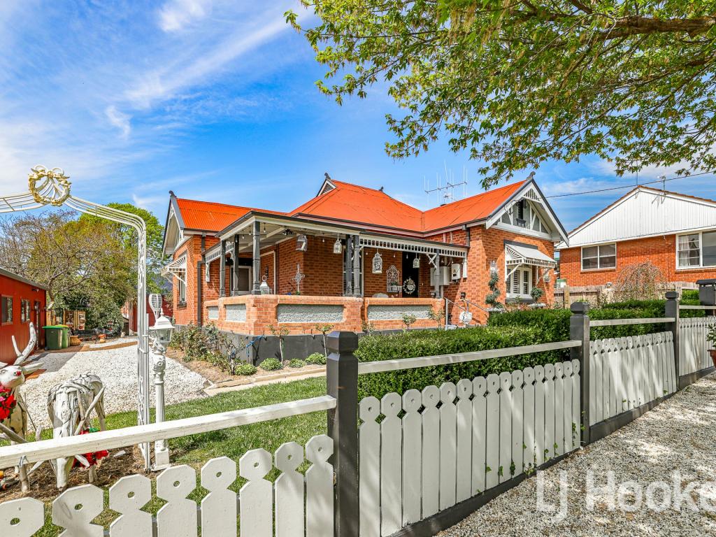 10 Ophir St, Bathurst, NSW 2795
