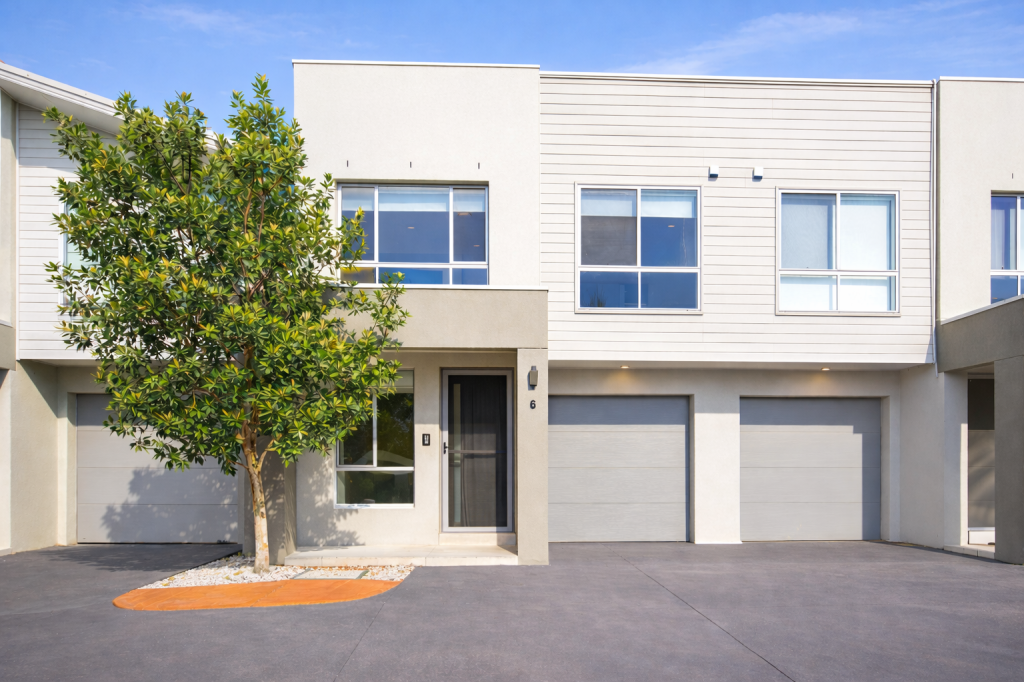 6 WOOKEY GLD, RIVERSTONE, NSW 2765