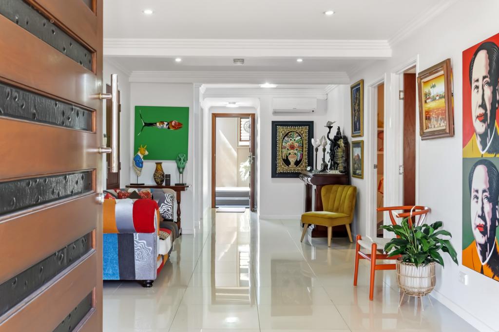 35-37 Sydney St, Labrador, QLD 4215