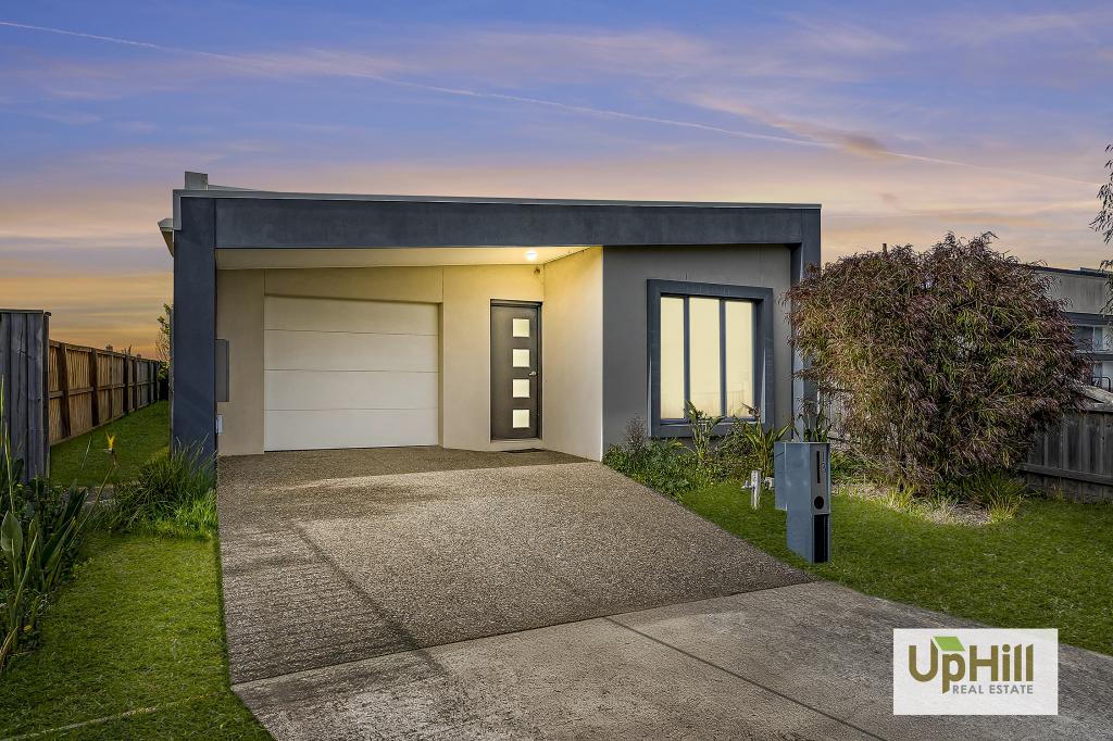 13 Nunkeri Ct, Clyde North, VIC 3978