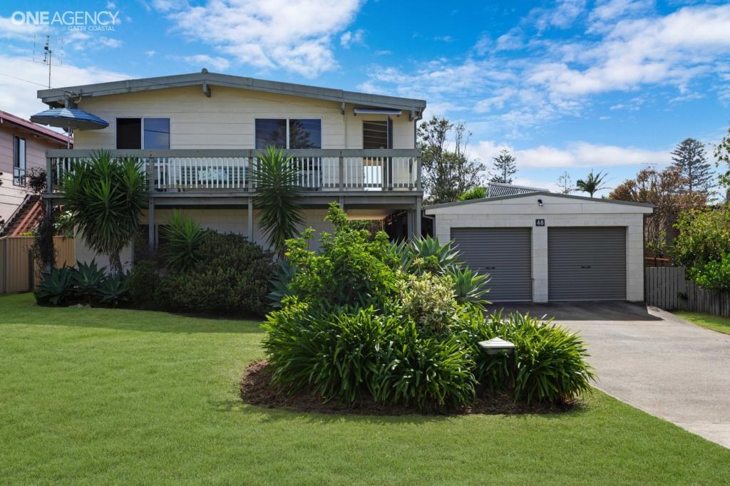 48 Beach St, Tuross Head, NSW 2537