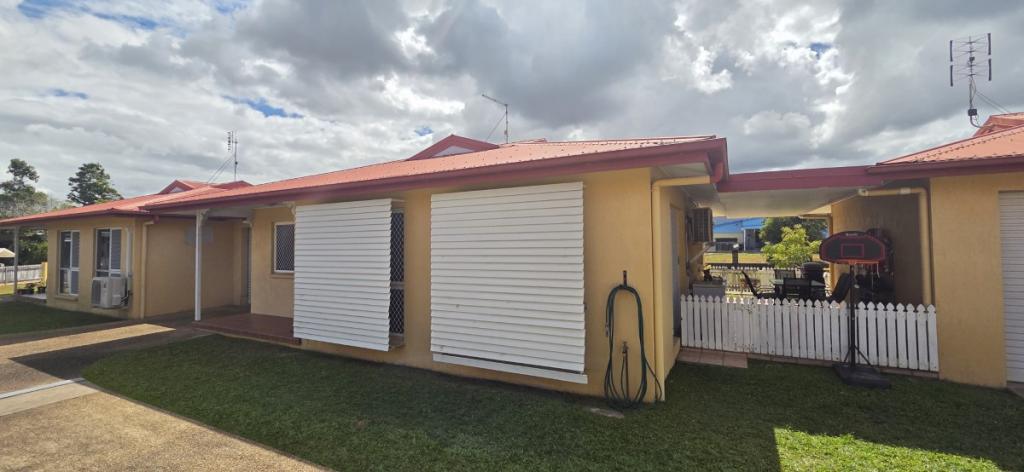 2/24 GARBUTT ST, INGHAM, QLD 4850