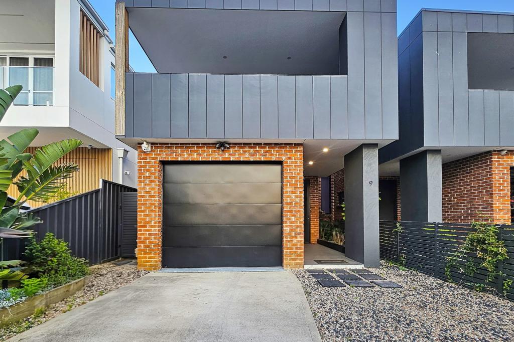 9 Fifth Ave, Condell Park, NSW 2200