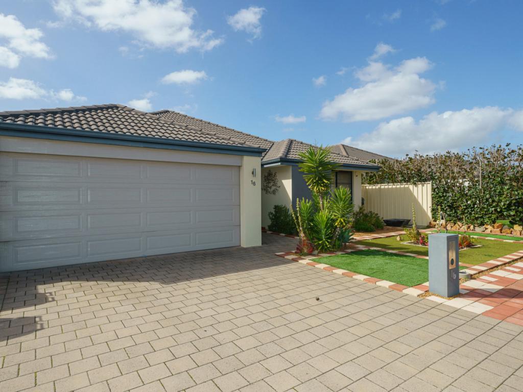 16 Magnesia Rd, Wattle Grove, WA 6107