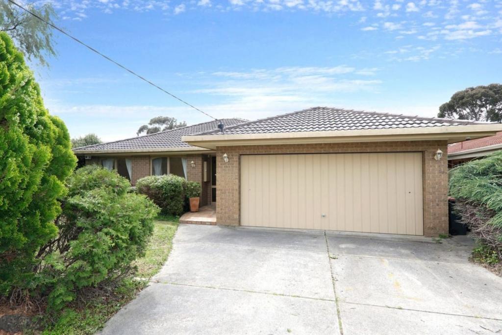 53 Remington Dr, Glen Waverley, VIC 3150