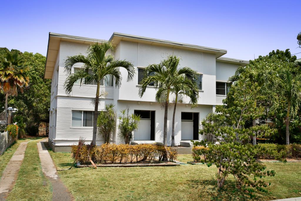 2/126 Eyre St, North Ward, QLD 4810