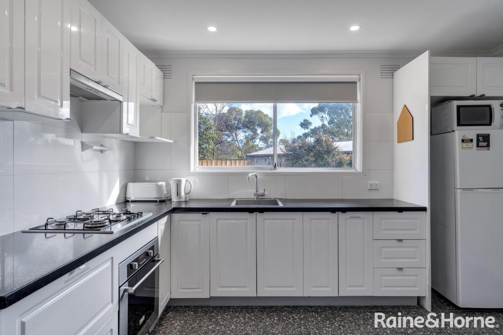 42 Racecourse Rd, Riddells Creek, VIC 3431