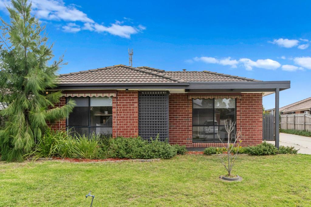 1/15 Conferta Ct, Cranbourne West, VIC 3977