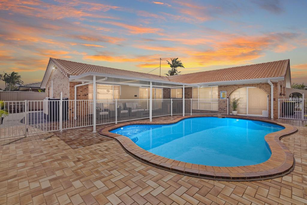 164 Christine Ave, Burleigh Waters, QLD 4220