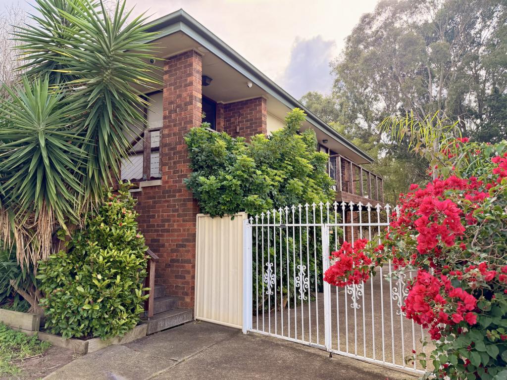 5 Lerwick Pl, St Andrews, NSW 2566