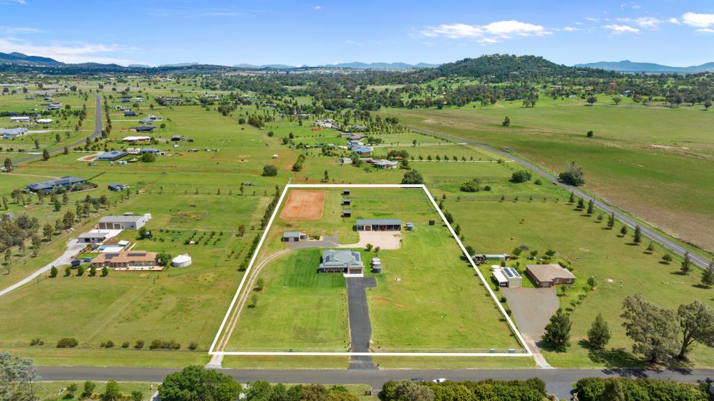 22 MAYSTEERS LANE, MOORE CREEK, NSW 2340