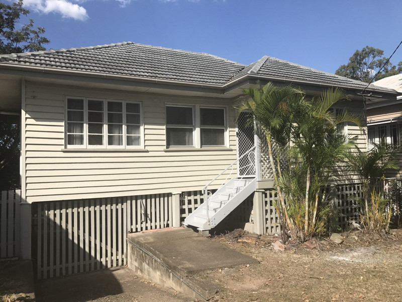 30 Woodville St, Indooroopilly, QLD 4068