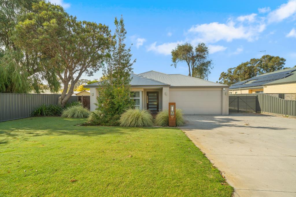 17 Watson Ave, Coodanup, WA 6210