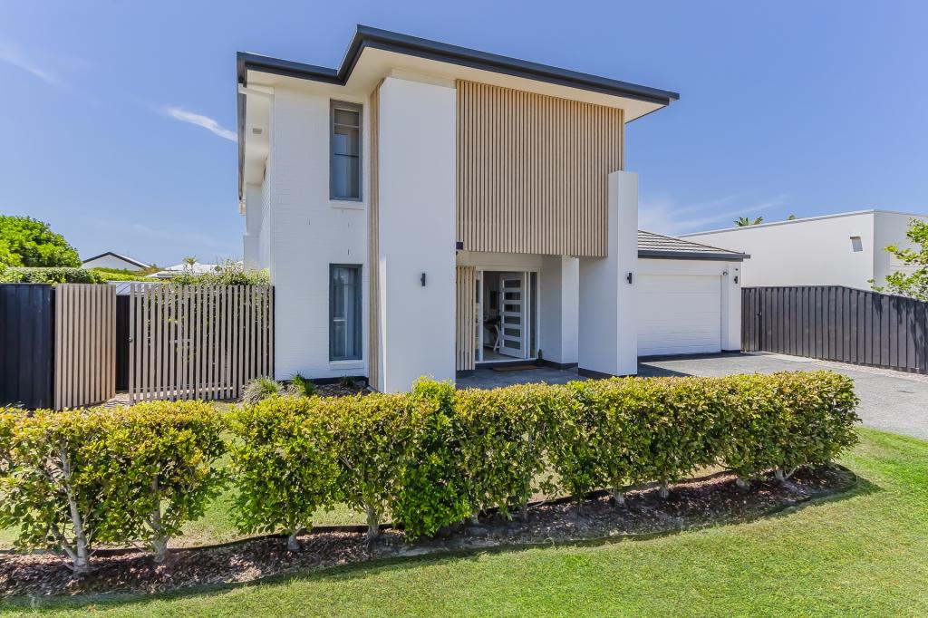 1 Suncatcher Lane, Casuarina, NSW 2487