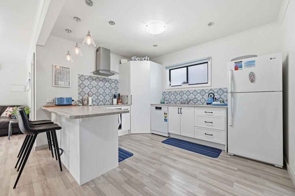 30 Crichton Cres, Venus Bay, VIC 3956