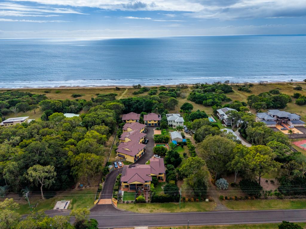 1/162 Sylvan Dr, Moore Park Beach, QLD 4670