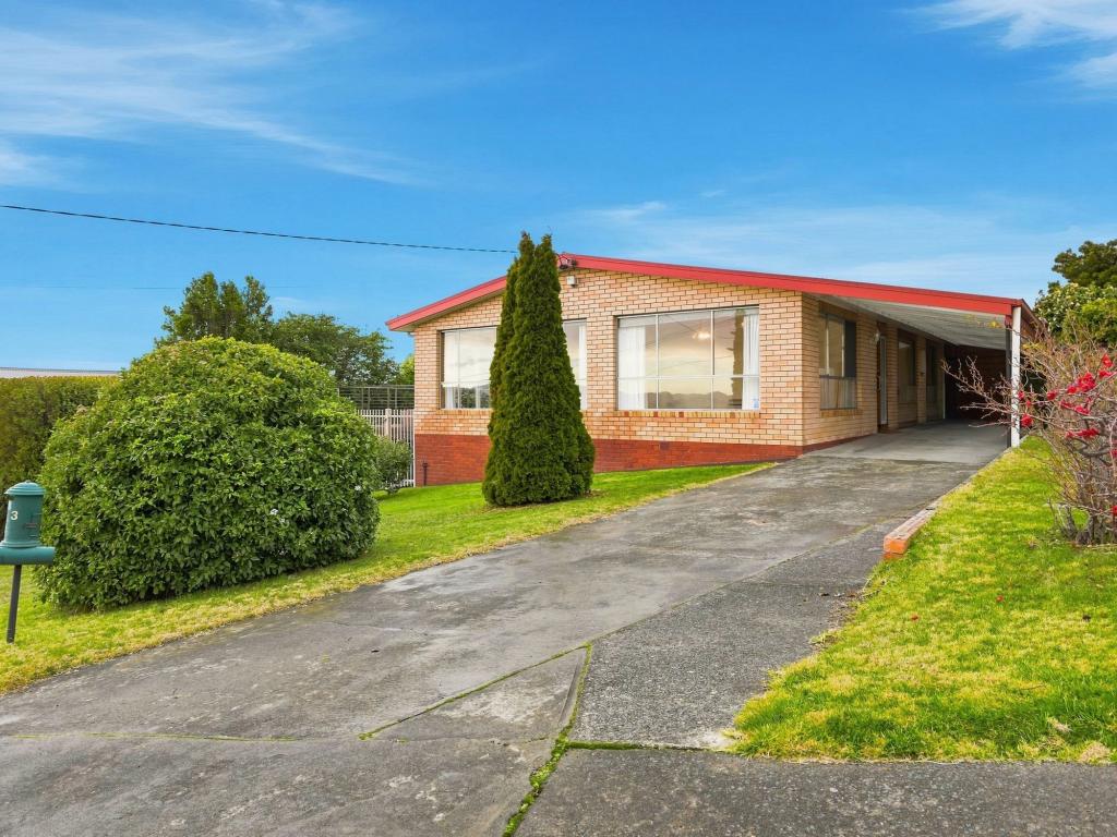 3 England Ave, Montrose, TAS 7010