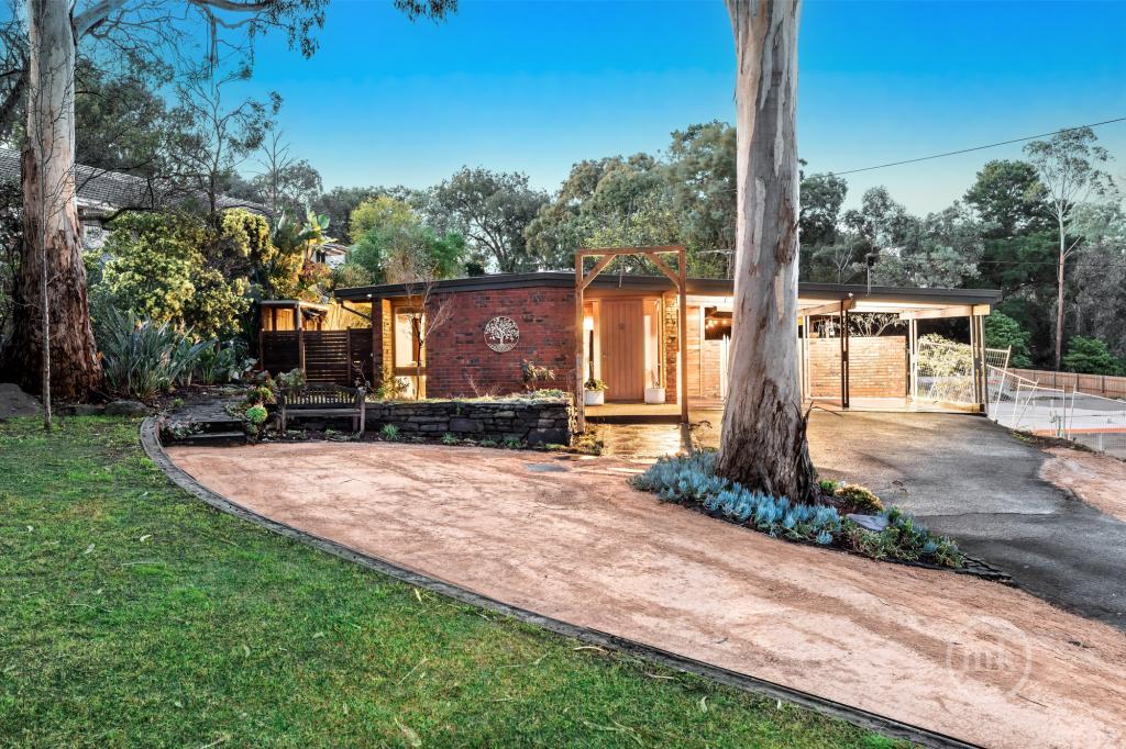 19 GLEN PARK RD, ELTHAM NORTH, VIC 3095
