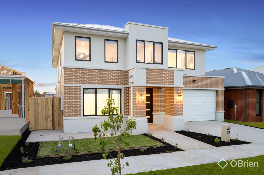 10 RESPLENDENT AVE, CRANBOURNE WEST, VIC 3977