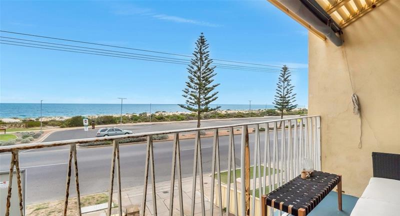 4/62 Seaview Rd, West Beach, SA 5024