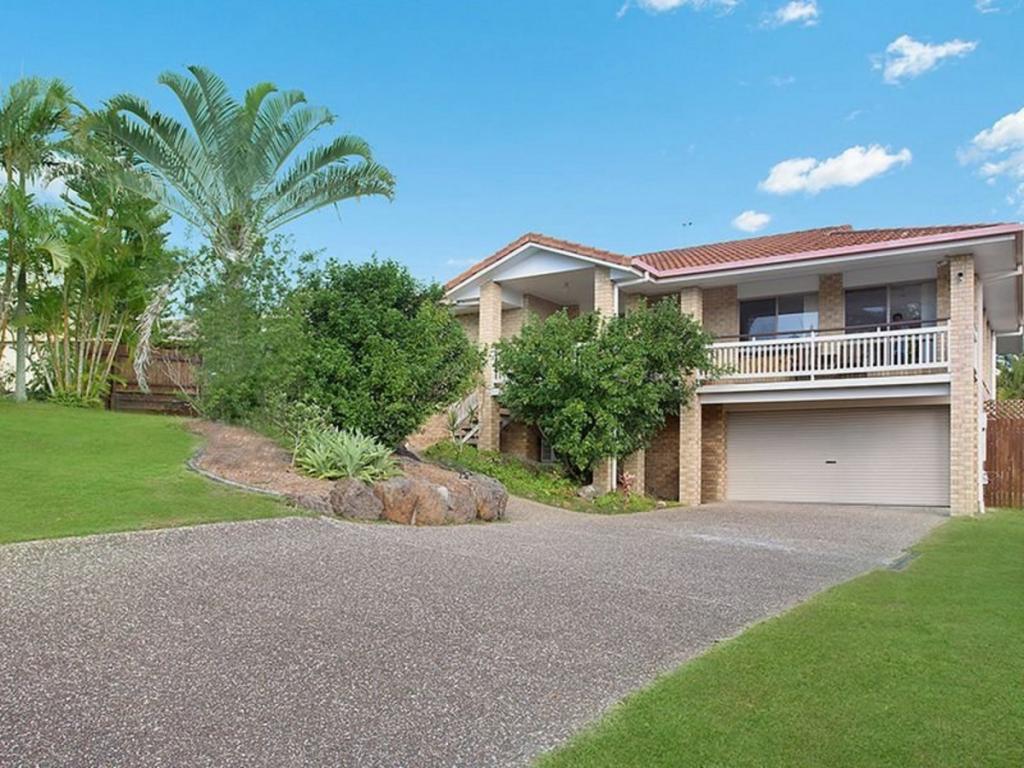 11 Millswyn Ct, Carrara, QLD 4211