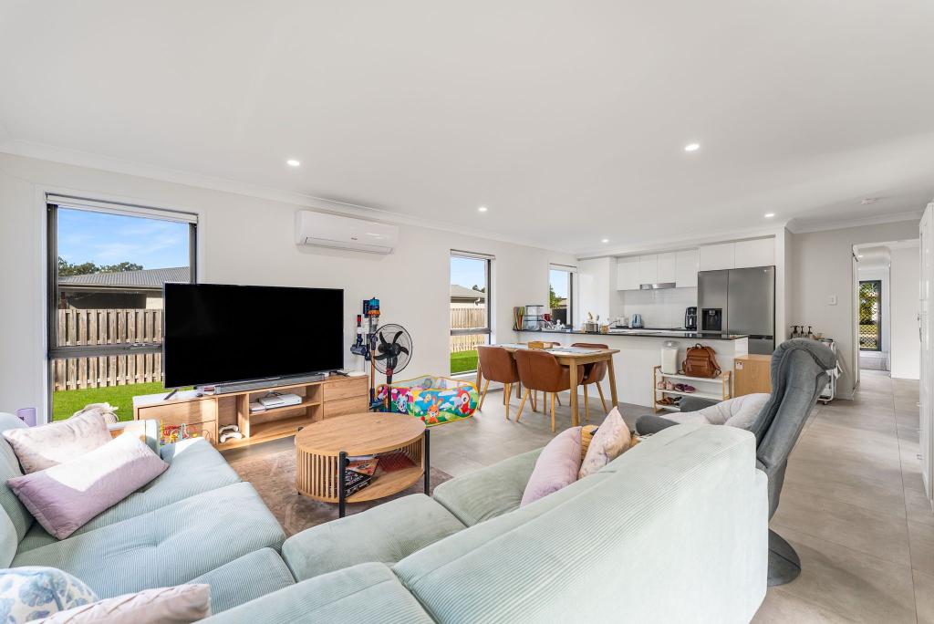 24 Swallowtail St, Rosewood, QLD 4340