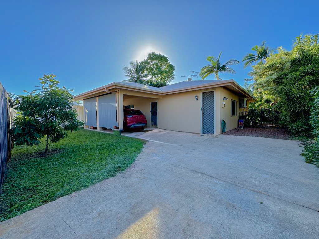 12 Mcnamara St, Wongaling Beach, QLD 4852