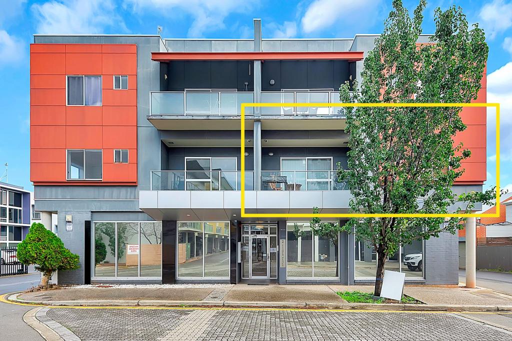 3/2 FISHER PL, MAWSON LAKES, SA 5095
