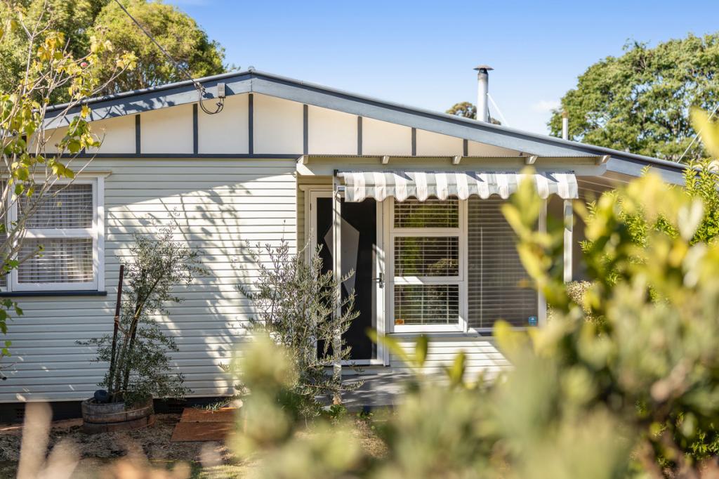 26 Skehan St, Centenary Heights, QLD 4350