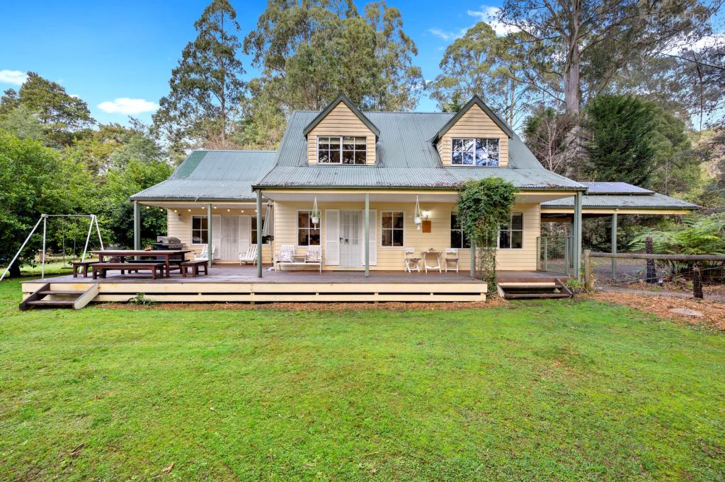 270 Big Pats Creek Rd, Big Pats Creek, VIC 3799