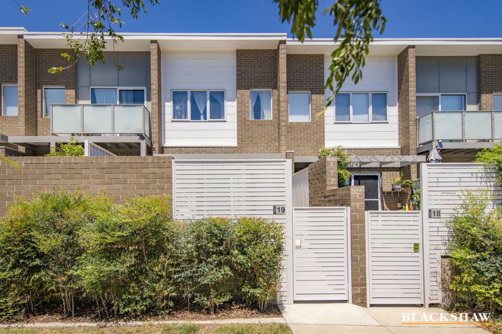 19/33 Arthur Blakeley Way, Coombs, ACT 2611