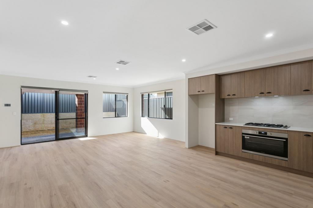 23 Paperbark Rd, Sinagra, WA 6065