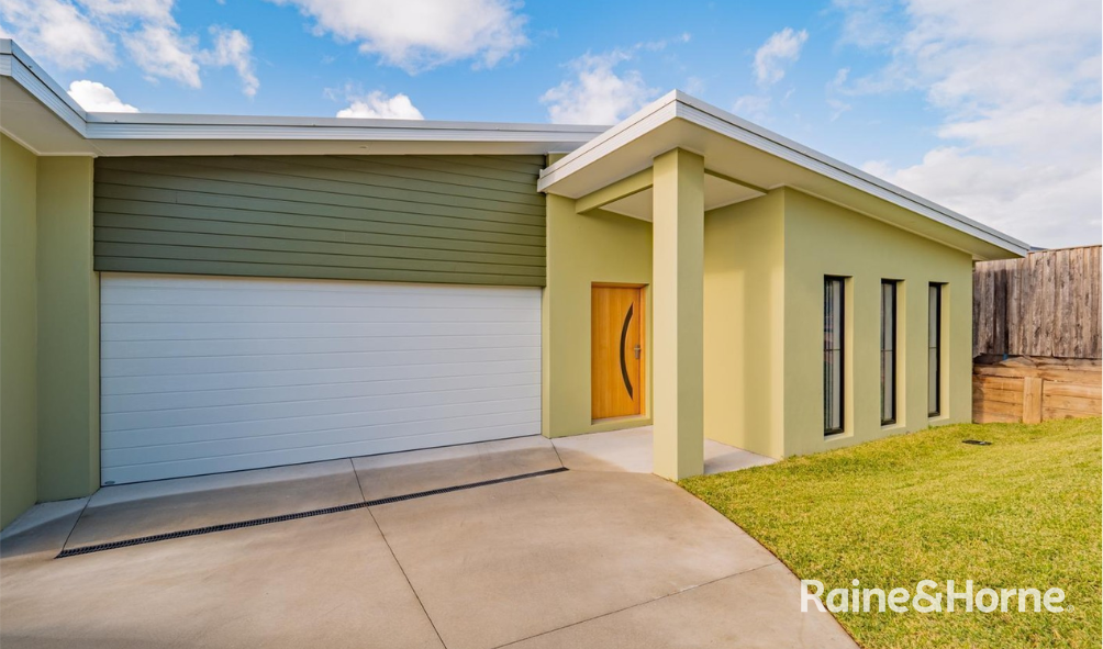 4 Diploma Dr, Thrumster, NSW 2444