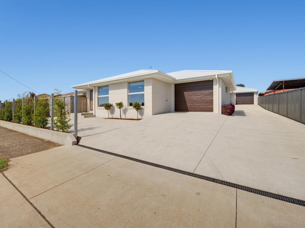 1/45 VALLEY RD, DEVONPORT, TAS 7310