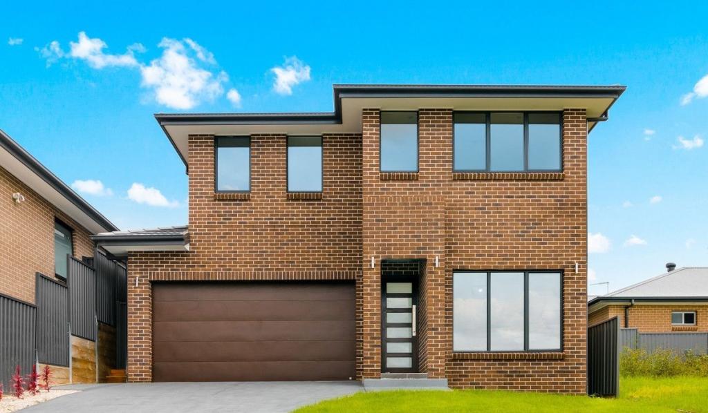 4 LAHORE ST, RIVERSTONE, NSW 2765