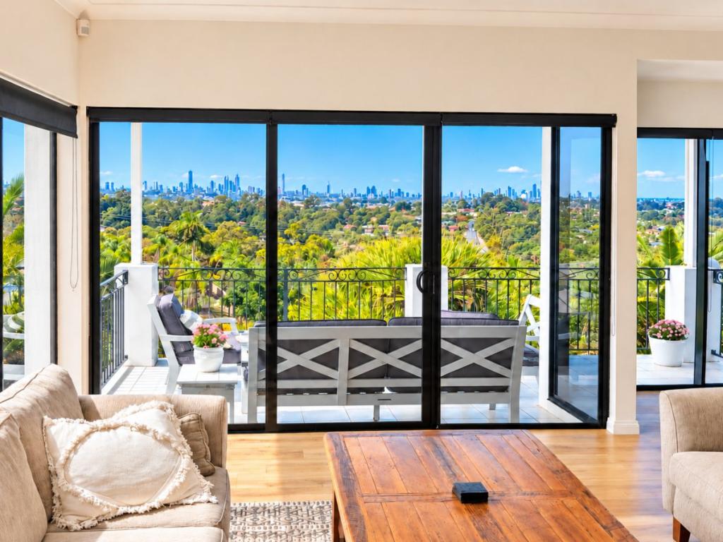 26 ARDROSSAN PL, HIGHLAND PARK, QLD 4211