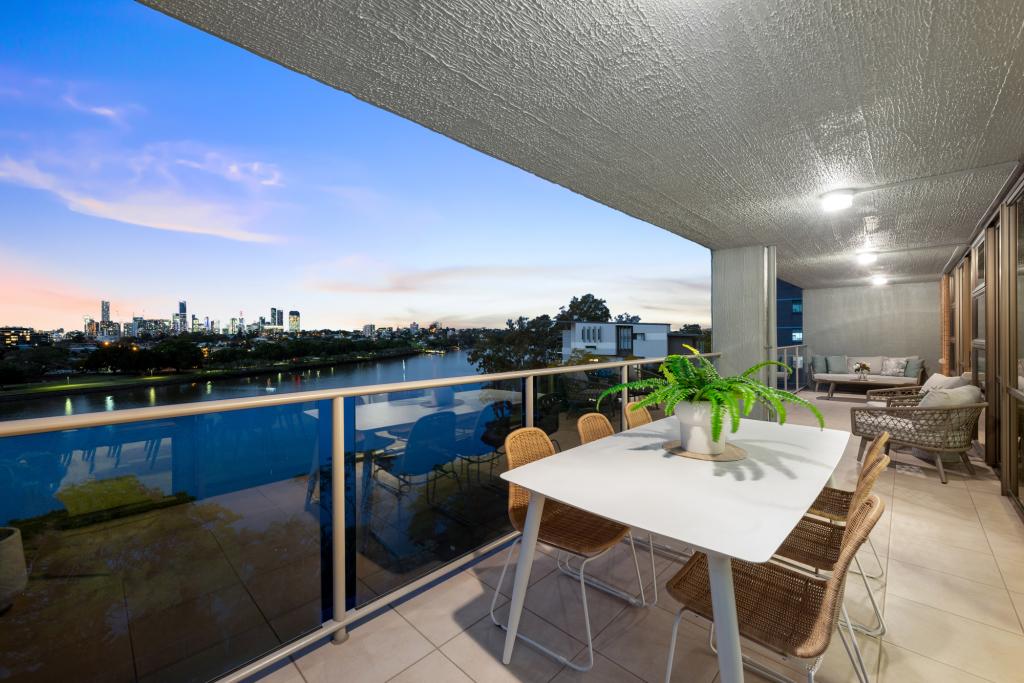 26/72 Sandford St, St Lucia, QLD 4067