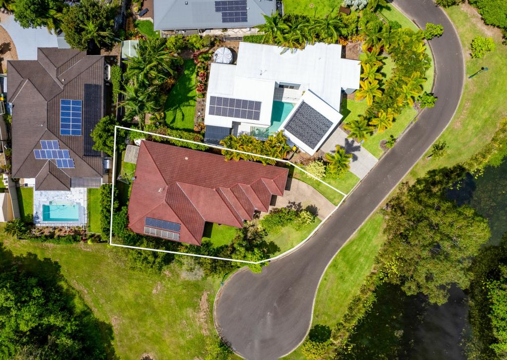 8 Brand Pl, Mooloolah Valley, QLD 4553