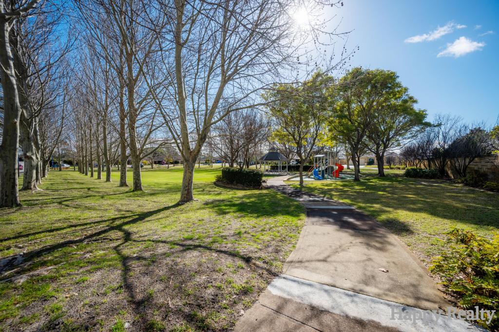 21 Amherst Rd, Canning Vale, WA 6155