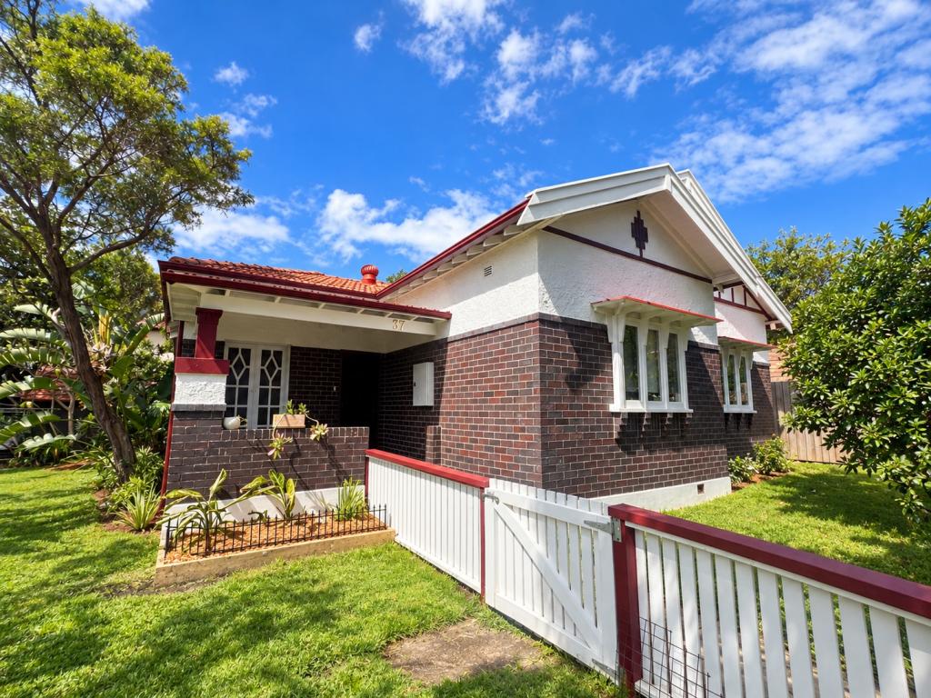 37 CHURCH ST, ASHFIELD, NSW 2131