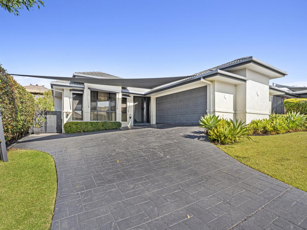 35 Concord Cct, Robina, QLD 4226