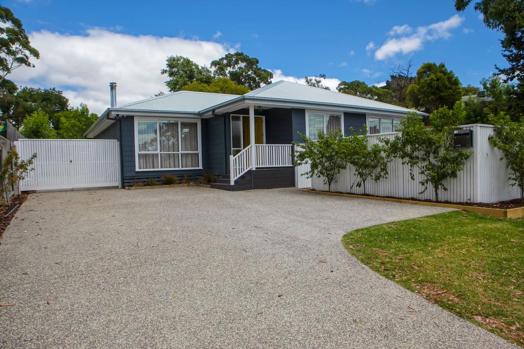 31 Quarry Rd, Langwarrin, VIC 3910