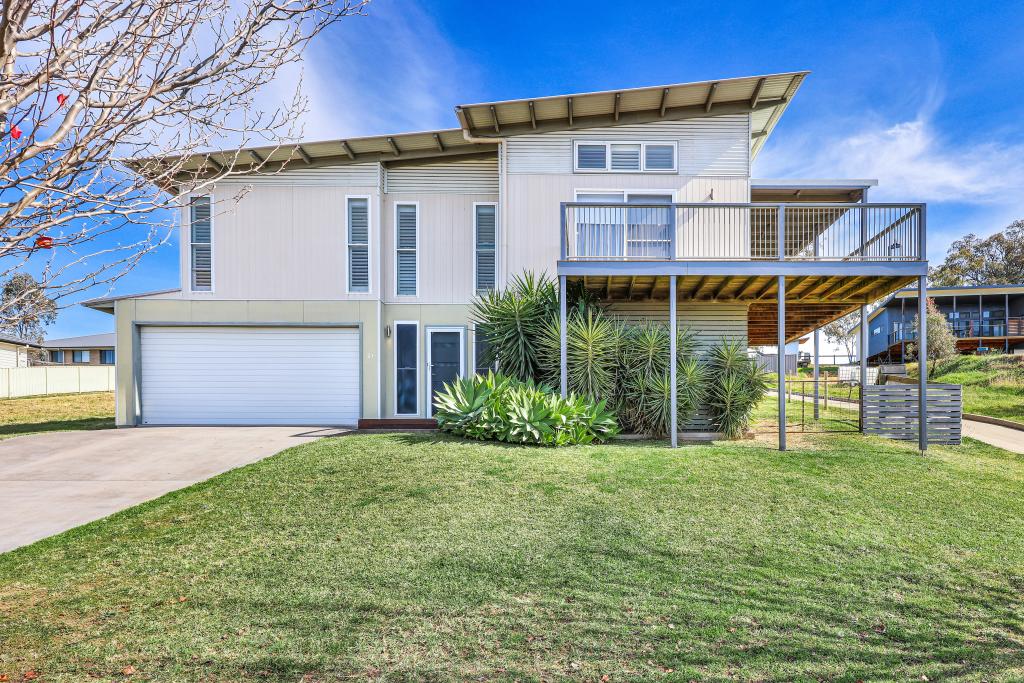 21 LOU FISHER PL, MUSWELLBROOK, NSW 2333