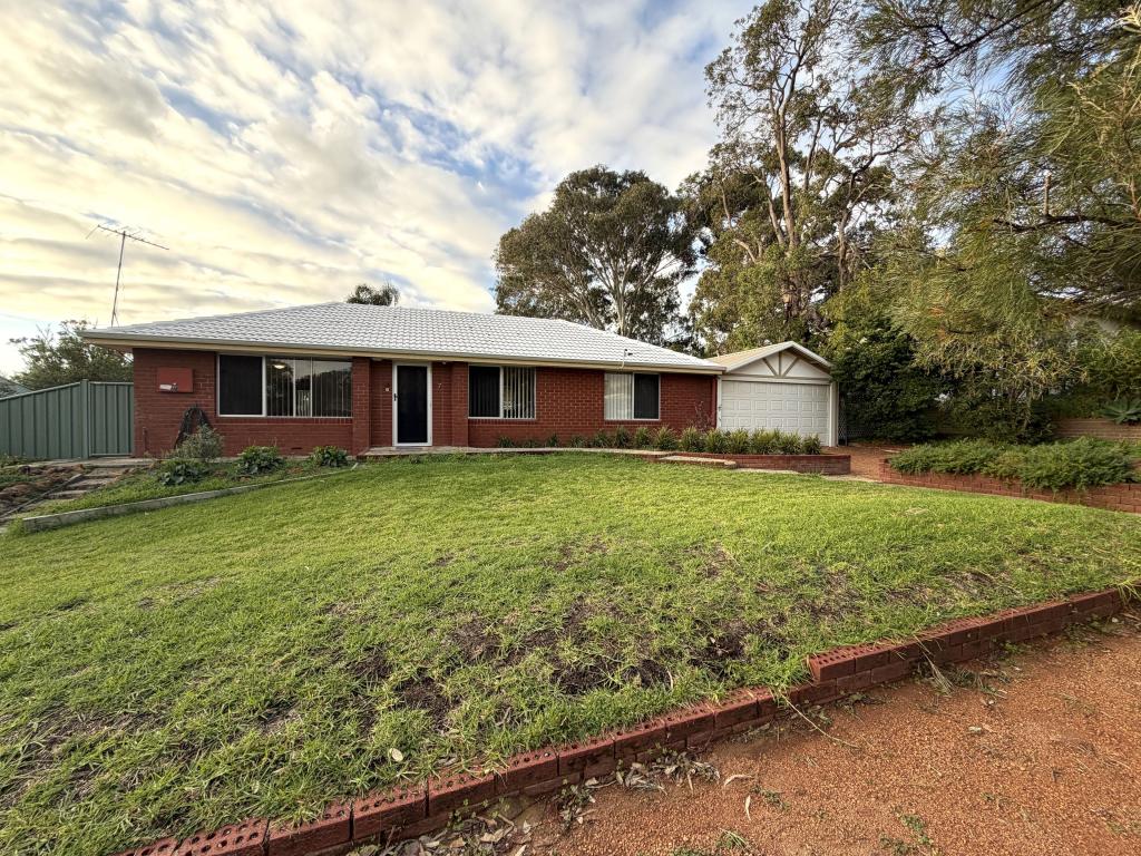 7 Barwon St, Lesmurdie, WA 6076
