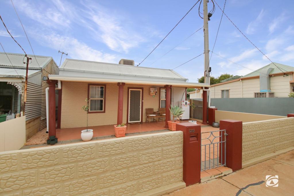 295 CHLORIDE ST, BROKEN HILL, NSW 2880