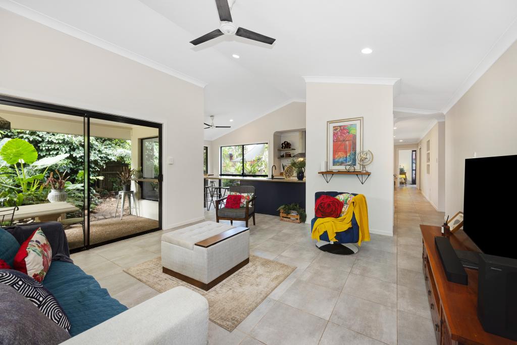 102 CYPRESS DR, ANNANDALE, QLD 4814