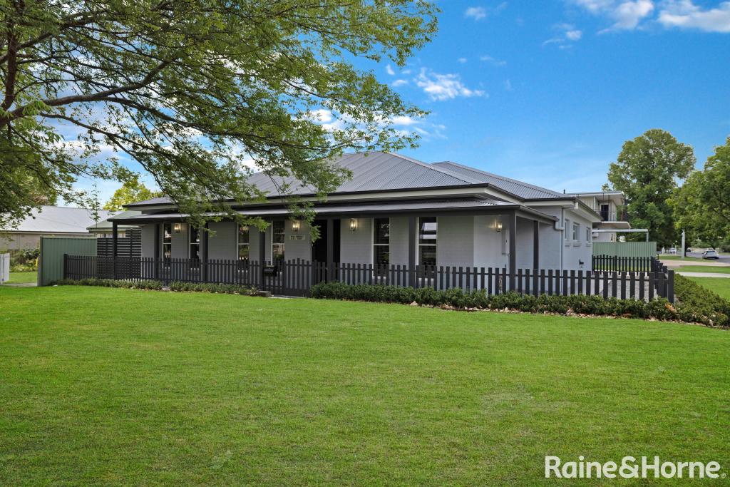 73 Morrisset St, Bathurst, NSW 2795