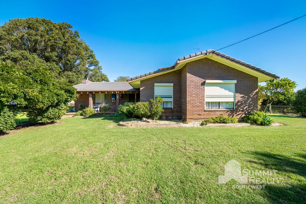 65 THIRD ST, HARVEY, WA 6220