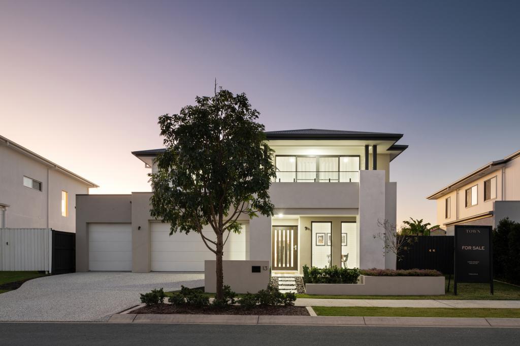 13 Poinciana Ave, Nirimba, QLD 4551